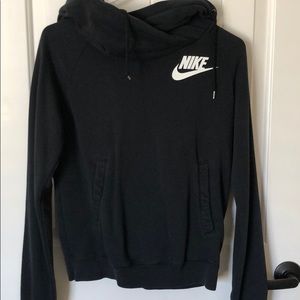 Nike funnel hoodie